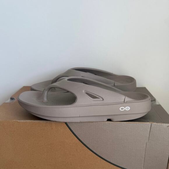 OOFOS OOlala Tan Recovery Slides - SZ Men 5- Women 7 - Picture 5 of 10